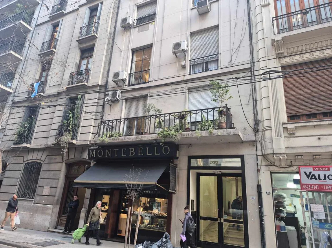 Monoambiente en alquiler en Recoleta, Vicente Lopez 1700