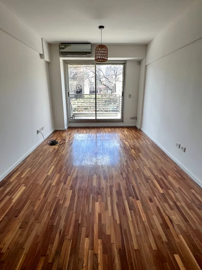 Monoambiente en venta en Parque Chacabuco, Avenida la Plata 1200
