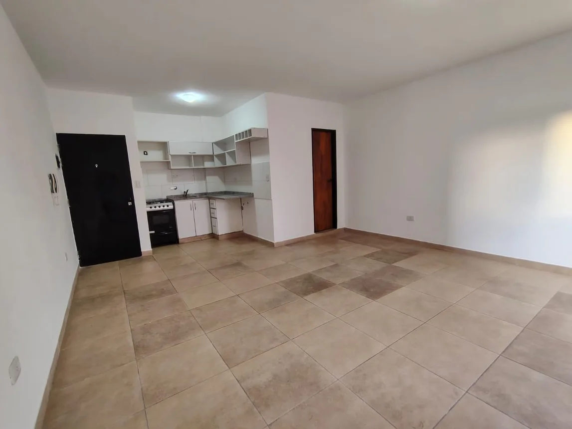 Monoambiente en alquiler en Lanús Oeste, Formosa 700, foto 3