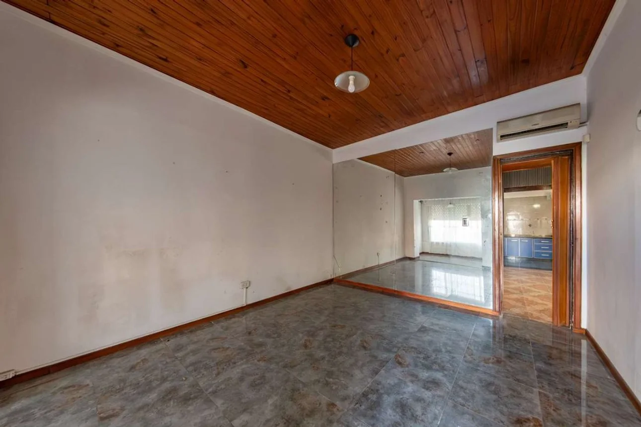 Casa en venta en Lanús Oeste, foto 2