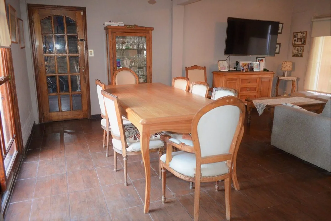 Casa de 5 ambientes en venta en Longchamps, José Gervasio Artigas 100