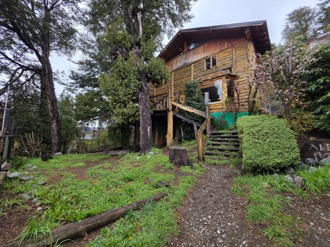 Casa dúplex de 9 ambientes en venta en San Carlos de Bariloche, Perro Negro 15500, foto 4