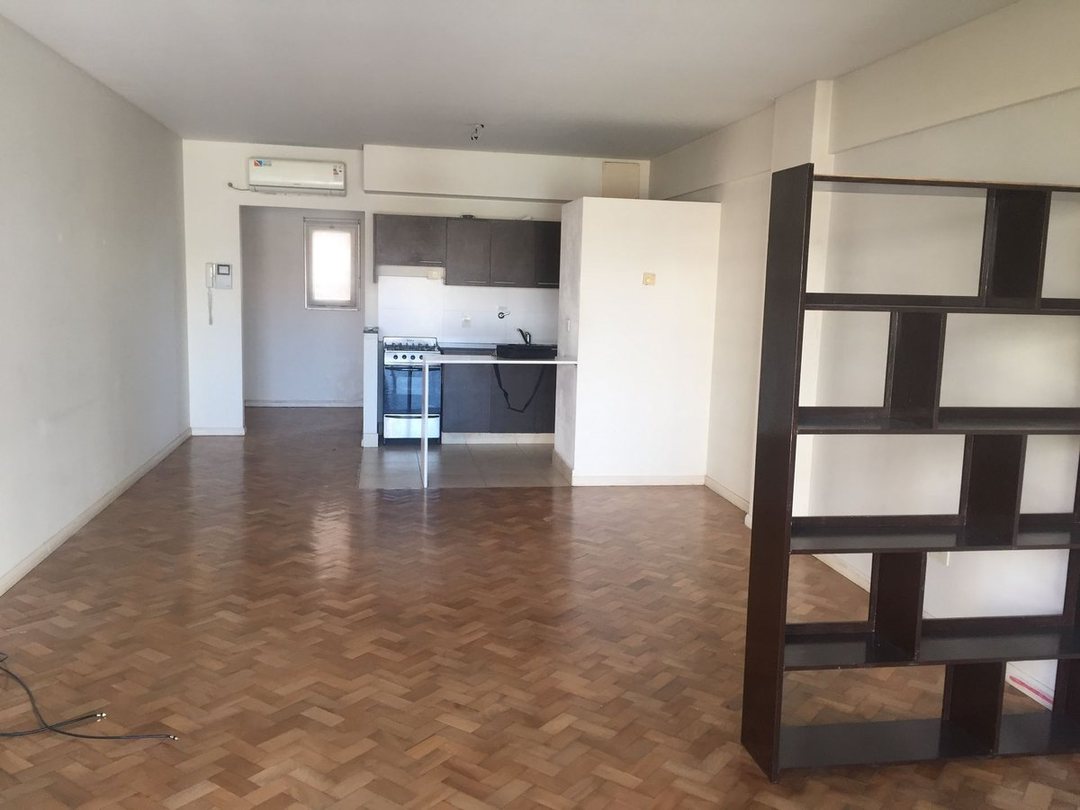 Departamento Monoamb. cochera, balcon, cfret, v.ab