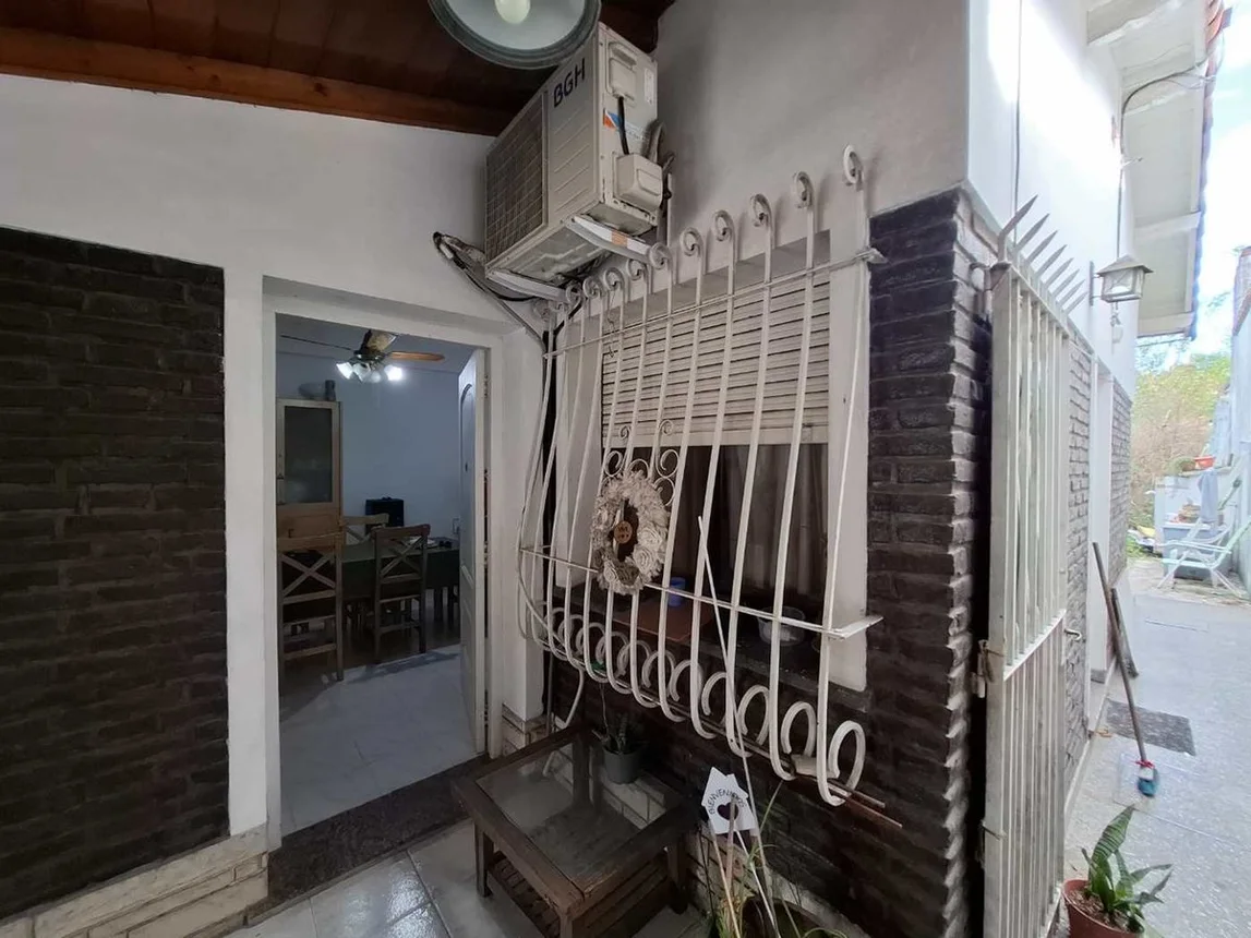 Casa en venta en Castelar, foto 5