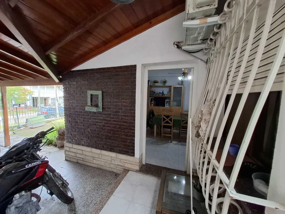 Casa en venta en Castelar, foto 4