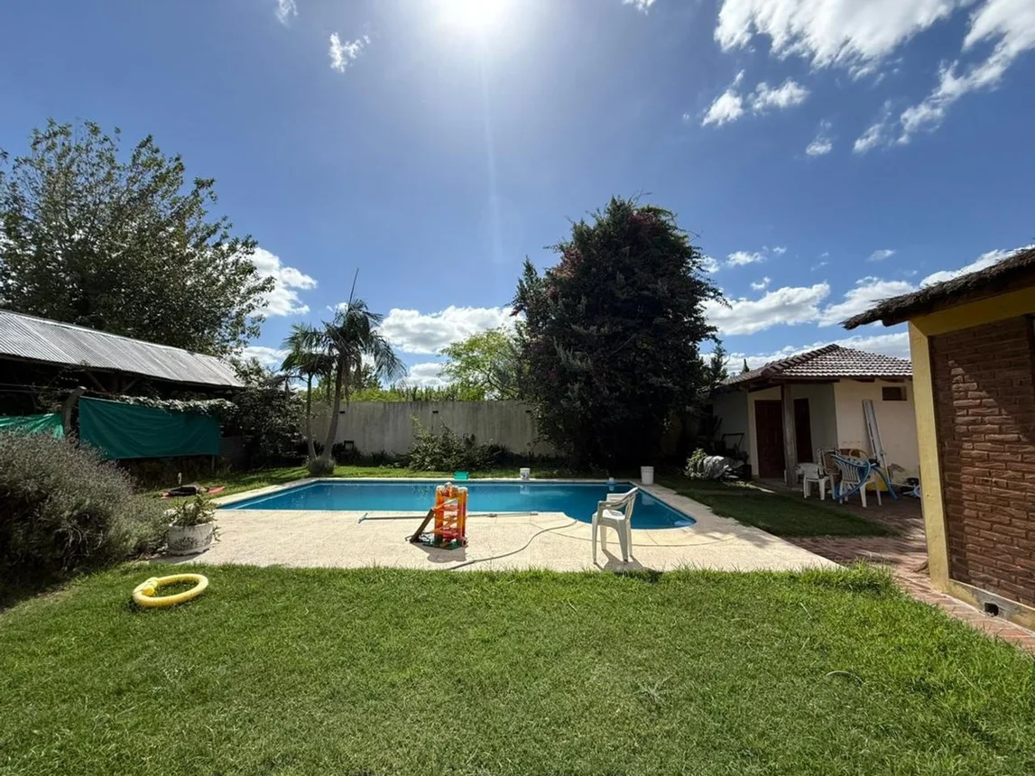 Casa en venta en La Plata, foto 3
