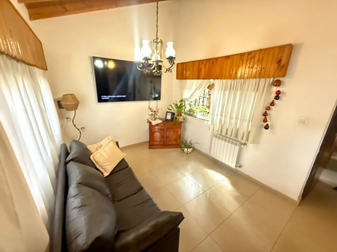Casa en venta en Neuquén, foto 3