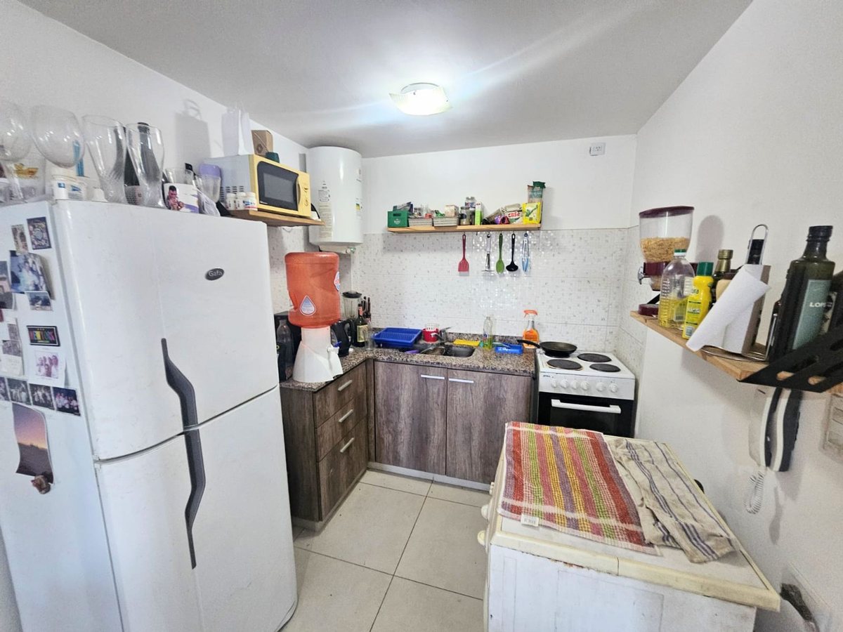 Foto 4 — DEPARTAMENTO 2 AMBIENTES MORENO COCHERA PILETA