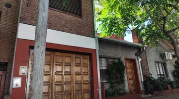 VENTA CASA 5 AMB.MUNRO, 4 DORMITORIOS, COCH,PATIO