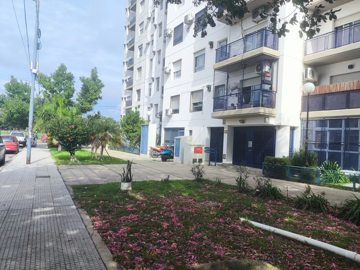Departamento de 3 ambientes en venta en Parque Avellaneda, Calle Teniente 1º Roberto Estévez 2800