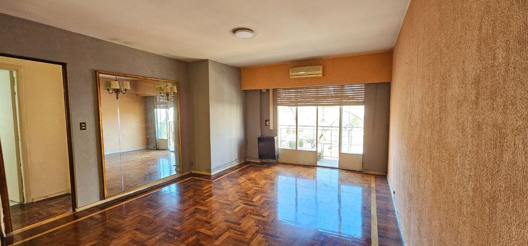 VENTA DEPARTAMENTO 3 AMBIENTES SAN TELMO BALCÓN
