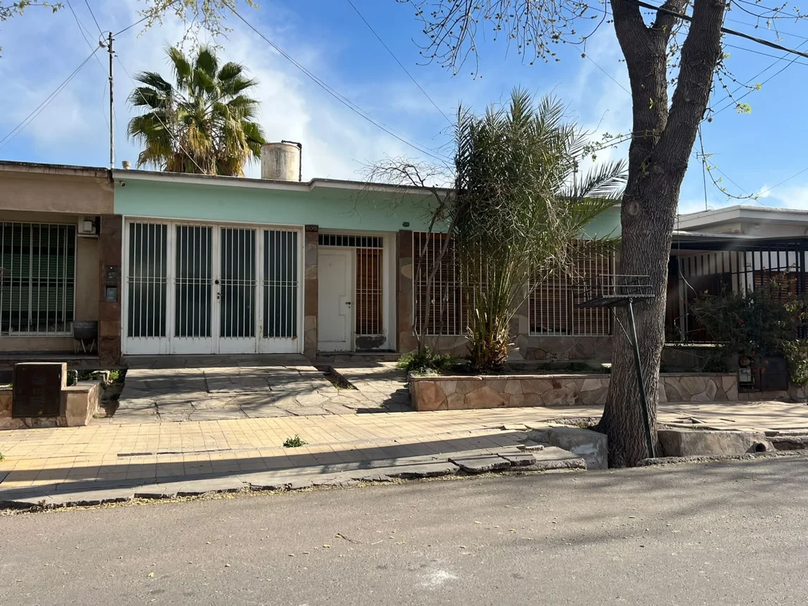Casa en venta en Guaymallén