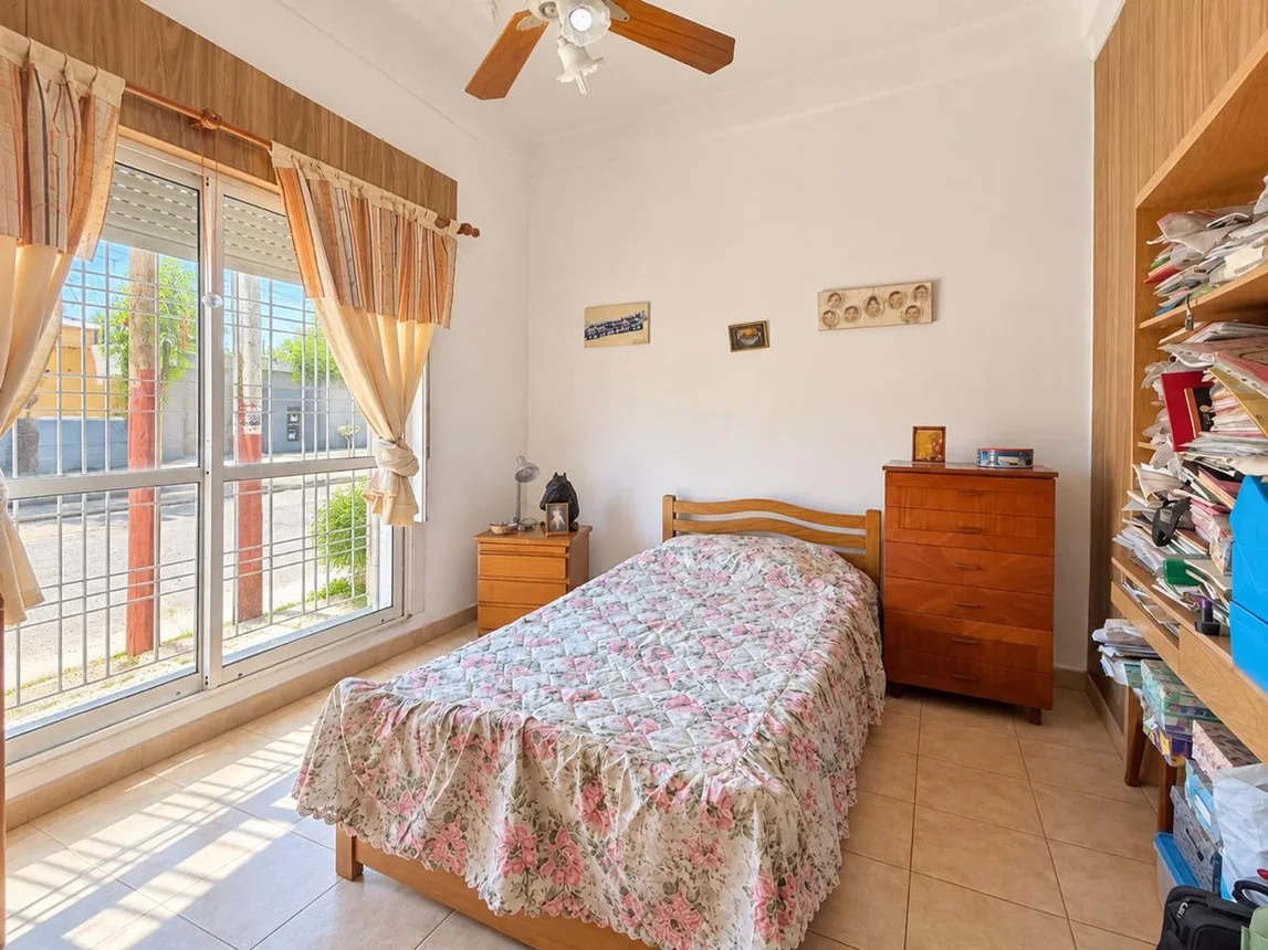 Gran propiedad sobre lote de 500 m² casa + dpto, foto 4
