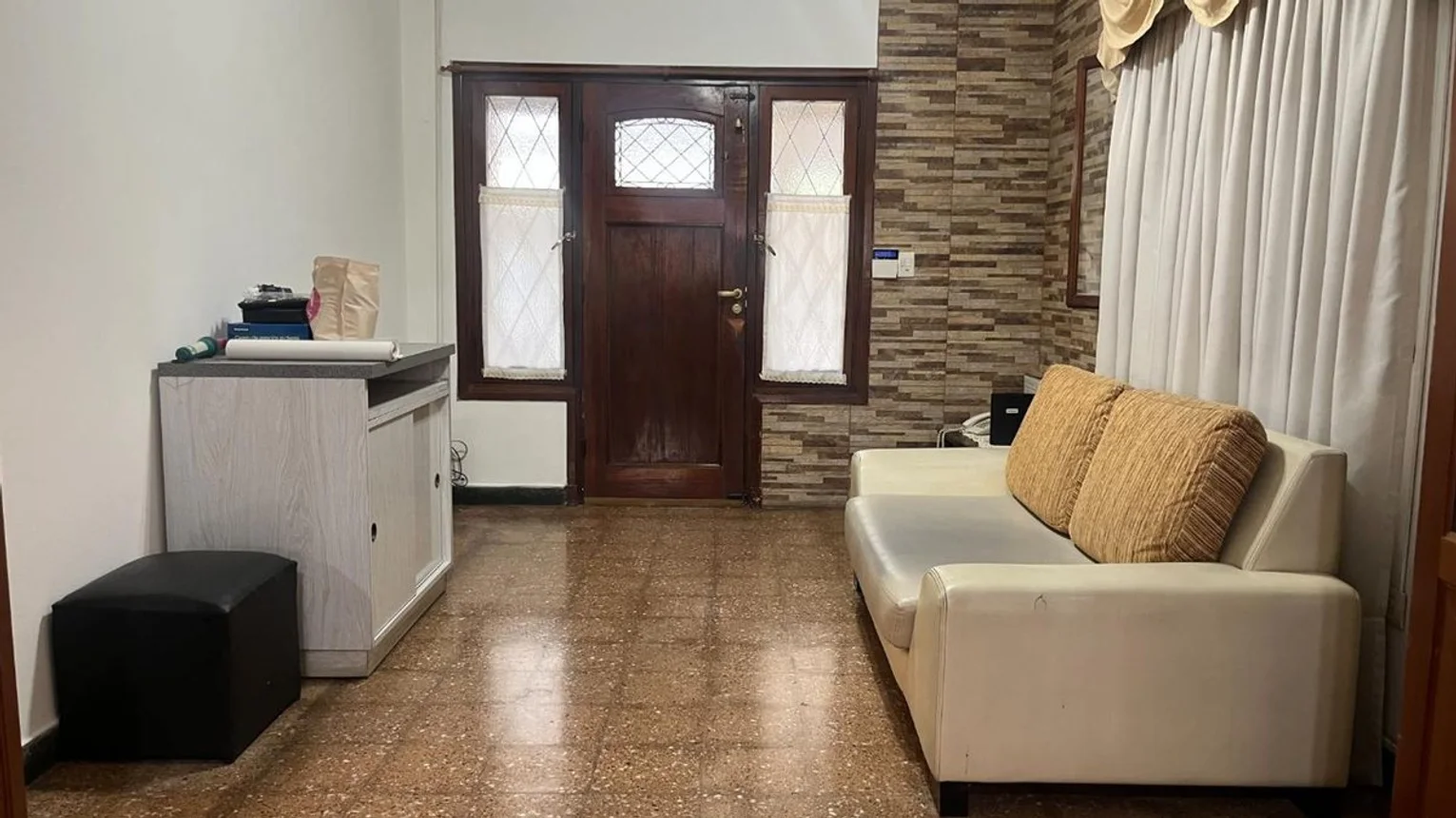 Casa en venta en Caseros, foto 5
