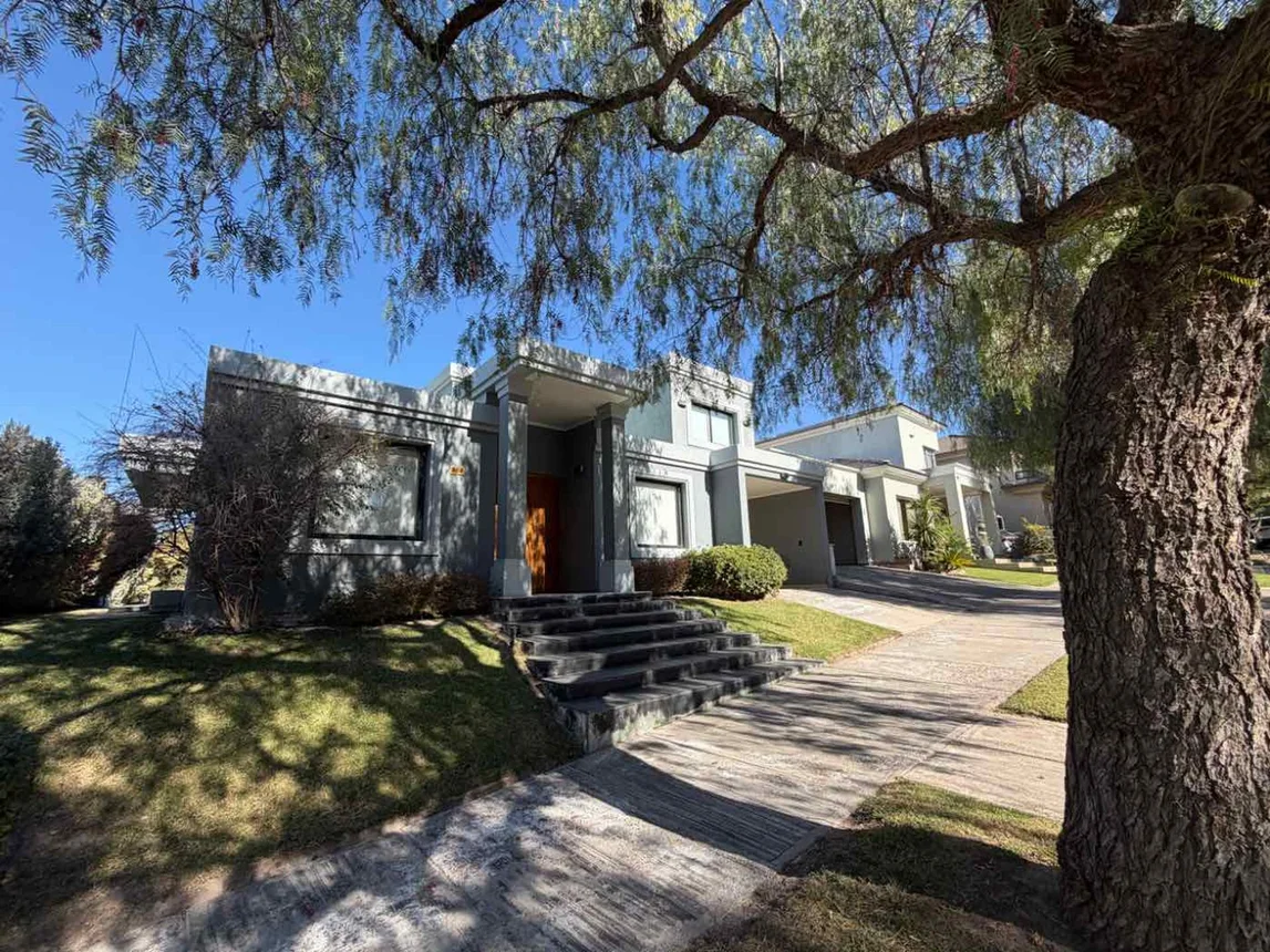 Casa en venta en Mendoza, foto 3