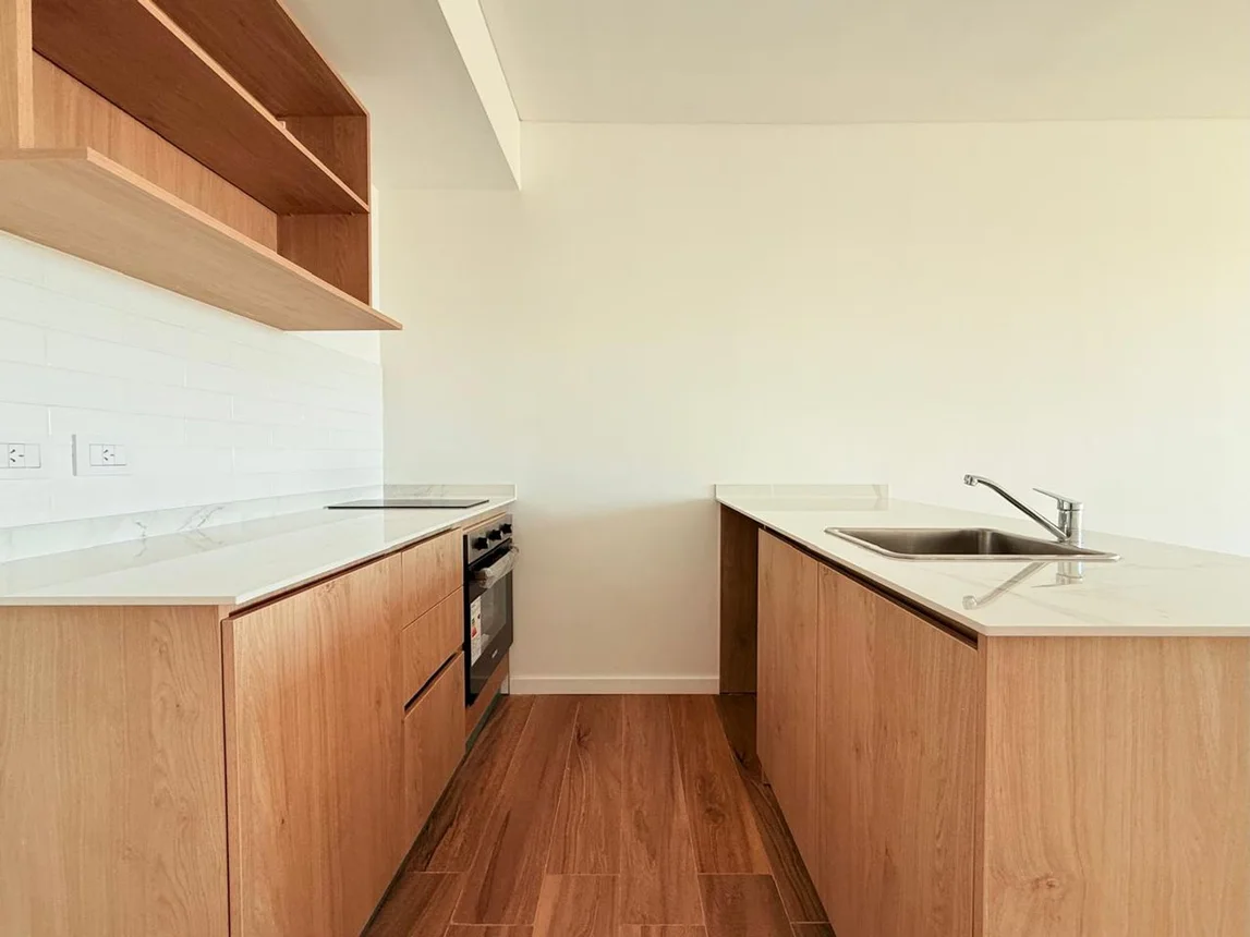 Monoambiente en venta en Remedios de Escalada, Avenida Hipólito Yrigoyen 6000, foto 2