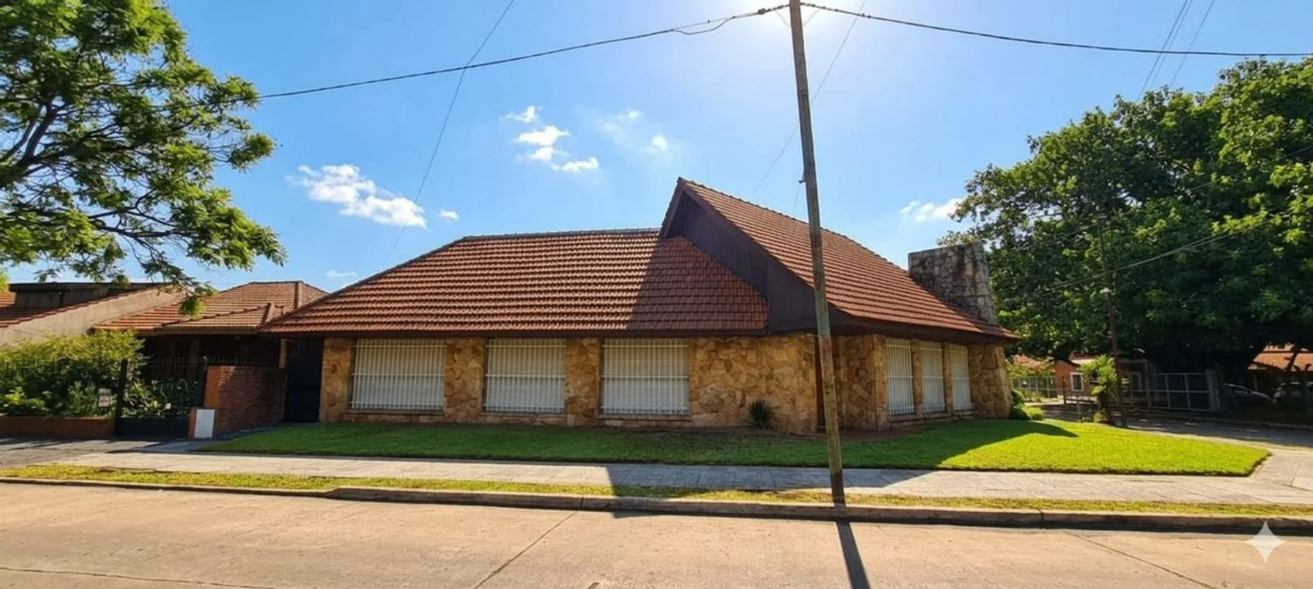Casa en venta en El Palomar, foto 2