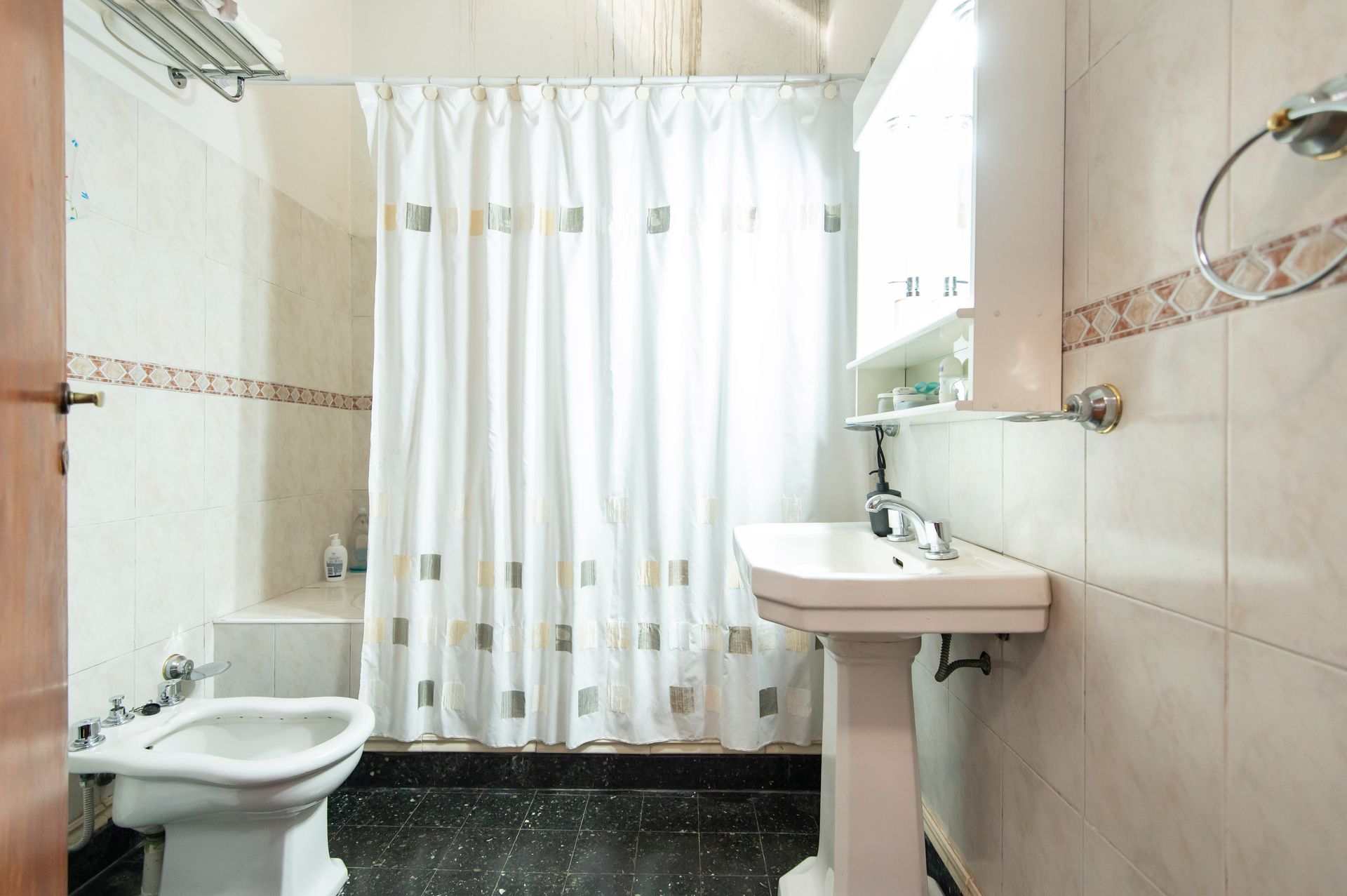 Foto 40 — Venta Dos Casas con Cochera Quilmes