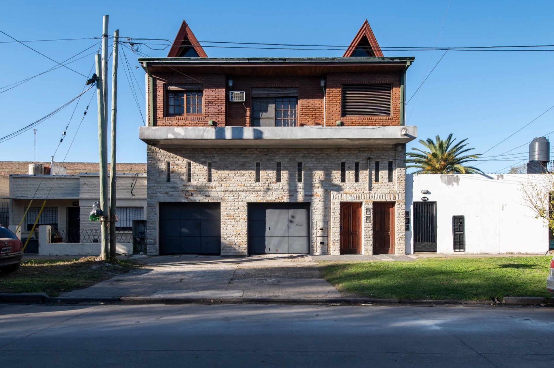 Venta Dos Casas con Cochera Quilmes