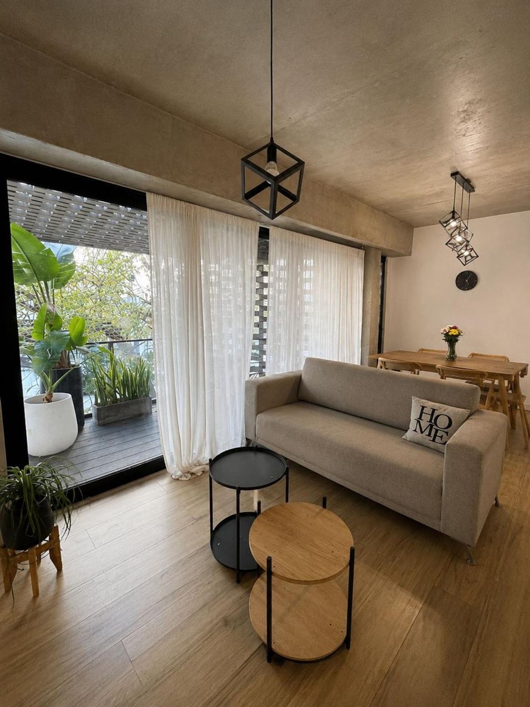 Villa Urquiza - 2 amb 2 baños, cochera y baulera !