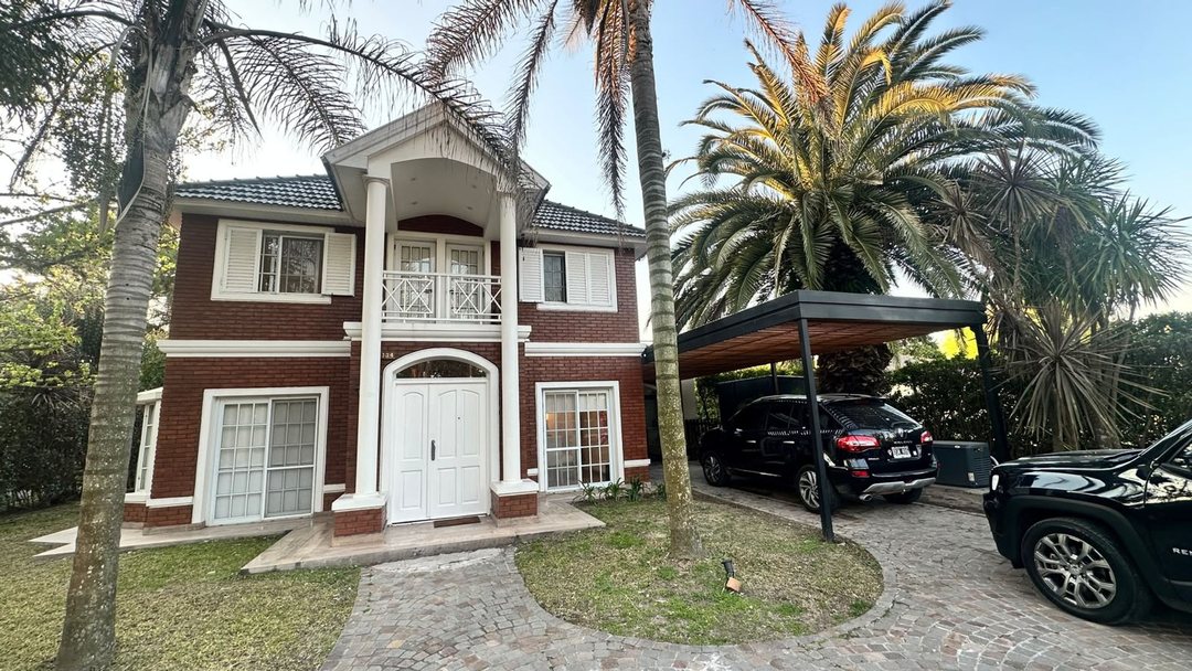 Casa en venta en Solar del Bosque | Refaccionada