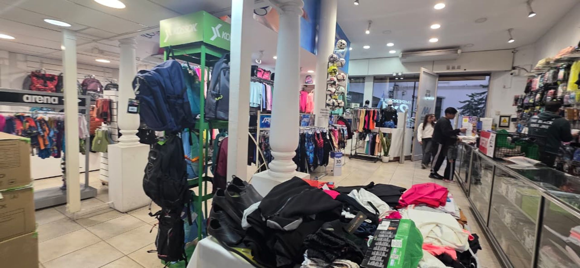 LOCAL COMERCIAL EN ALQUILER PEATONAL FLORIDA - foto 3