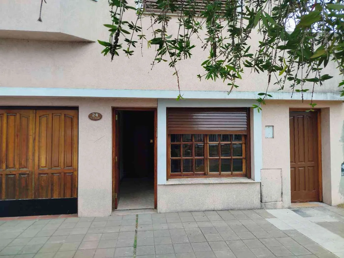 Casa en venta en Lomas de Zamora, foto 2