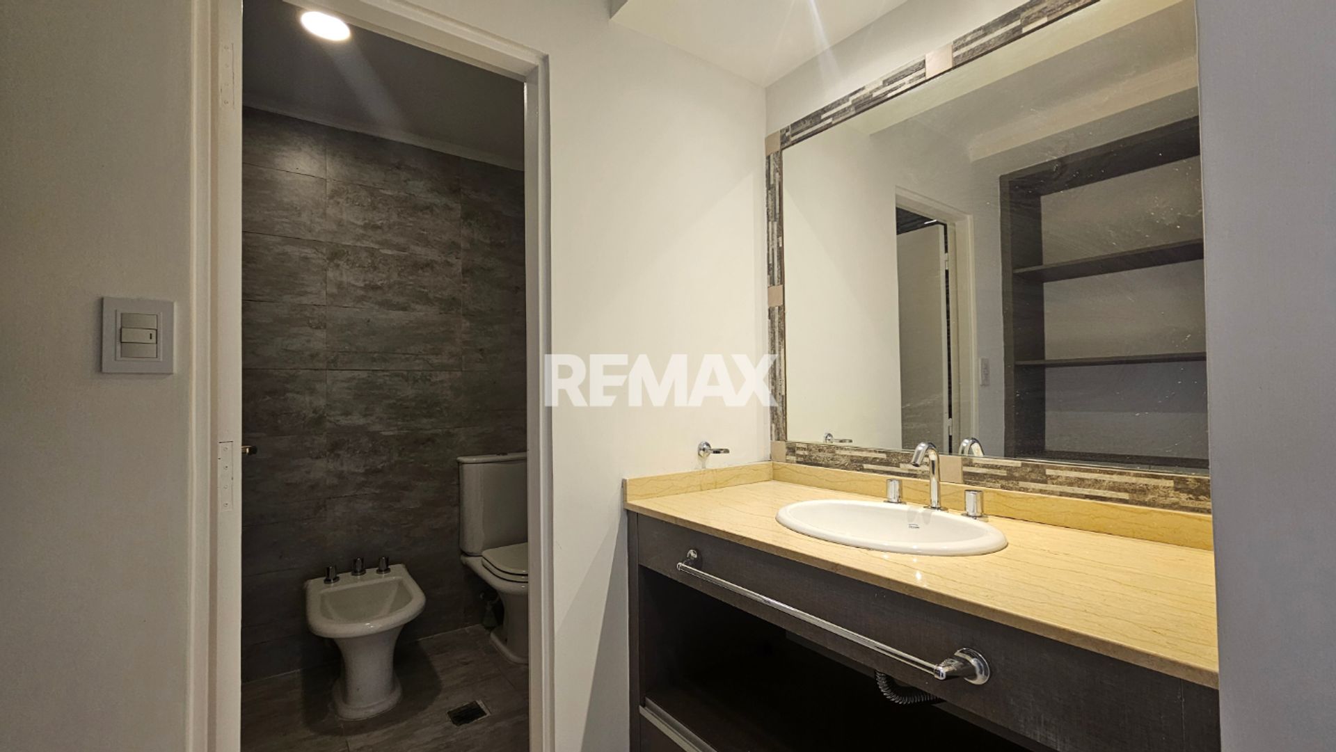 DEPARTAMENTO ZONA PORTAL VENTA 2 DORM FINANCIABLE - foto 8