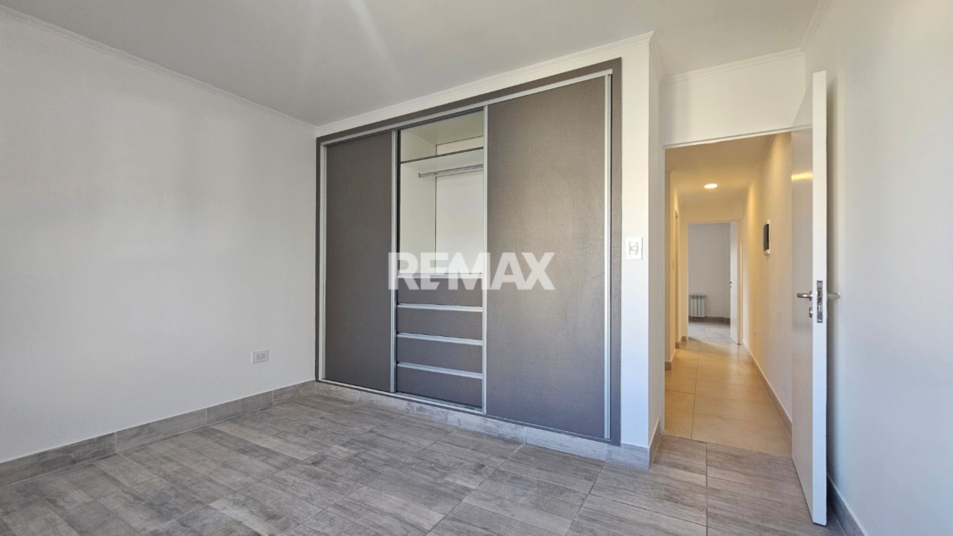 DEPARTAMENTO ZONA PORTAL VENTA 2 DORM FINANCIABLE - foto 6