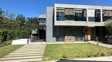 VENTA DUPLEX CHACRAS DE CORIA