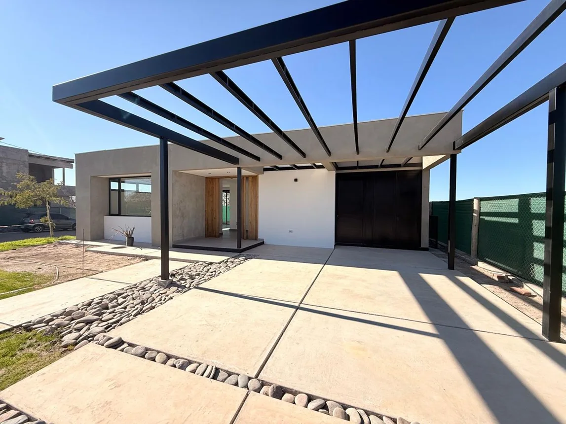 Casa en venta en Luján de Cuyo, foto 2