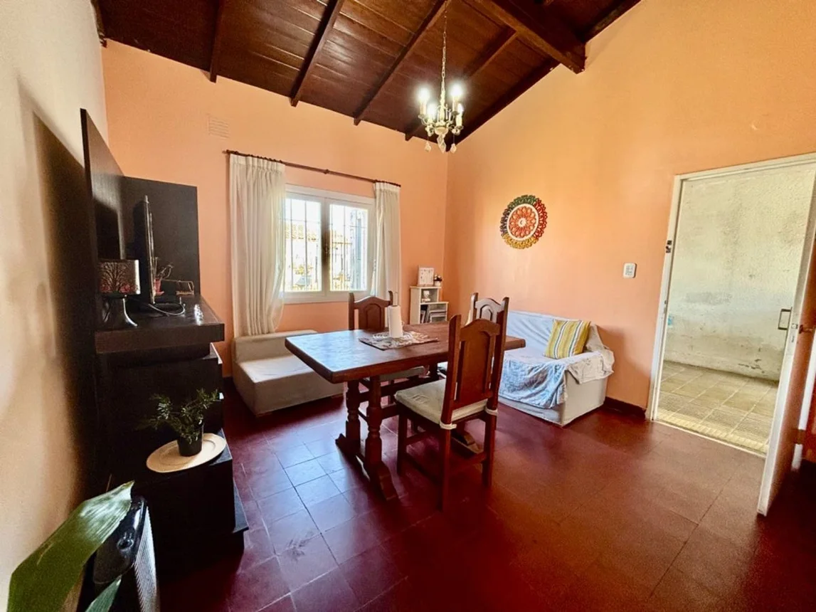 Casa en venta en Morón, foto 2