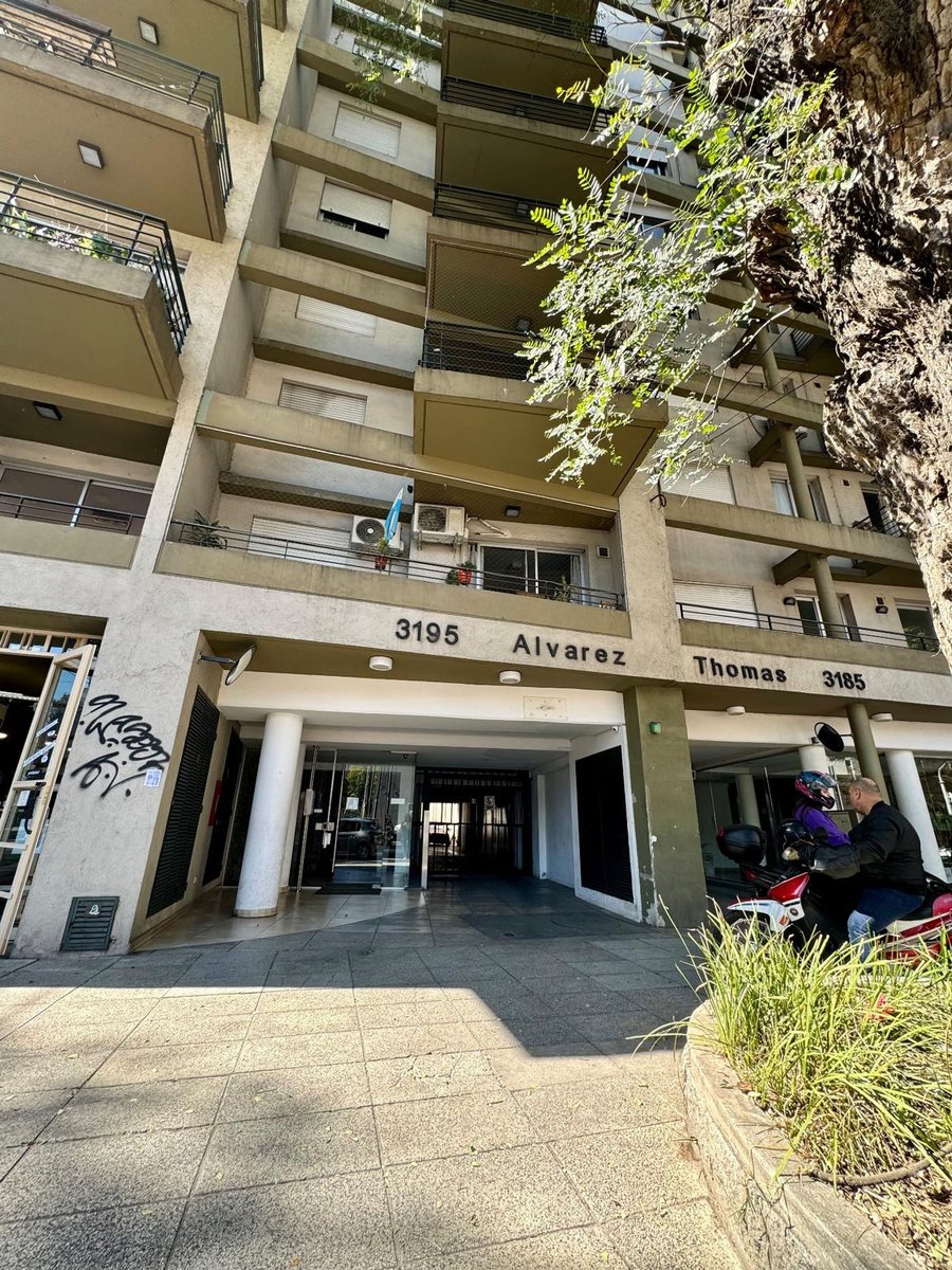 Cochera en Avenida Álvarez Thomas 3100