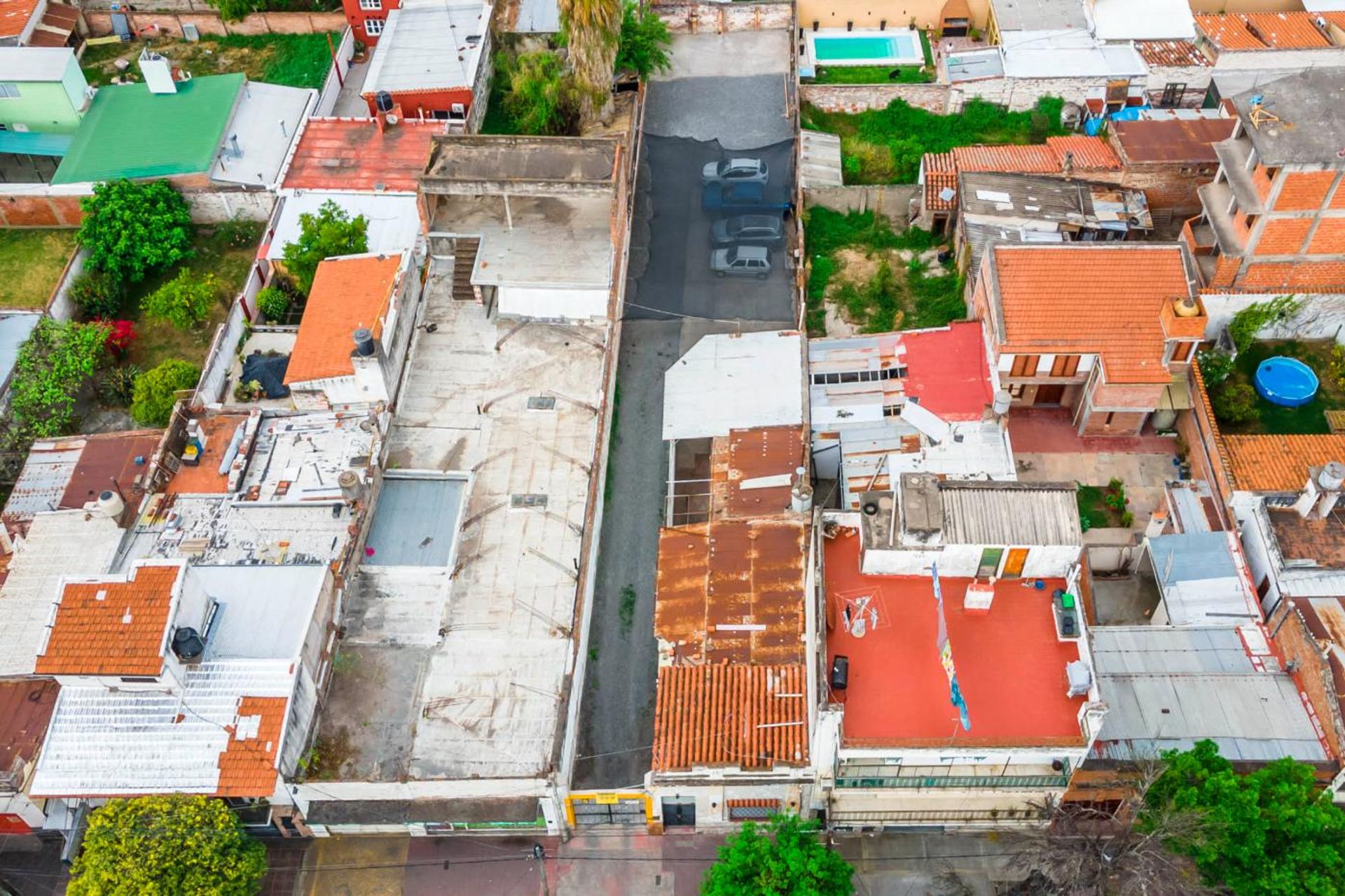 VENTA O PERMUTA TERRENO CON LOCAL MACROCENTRO - foto 4