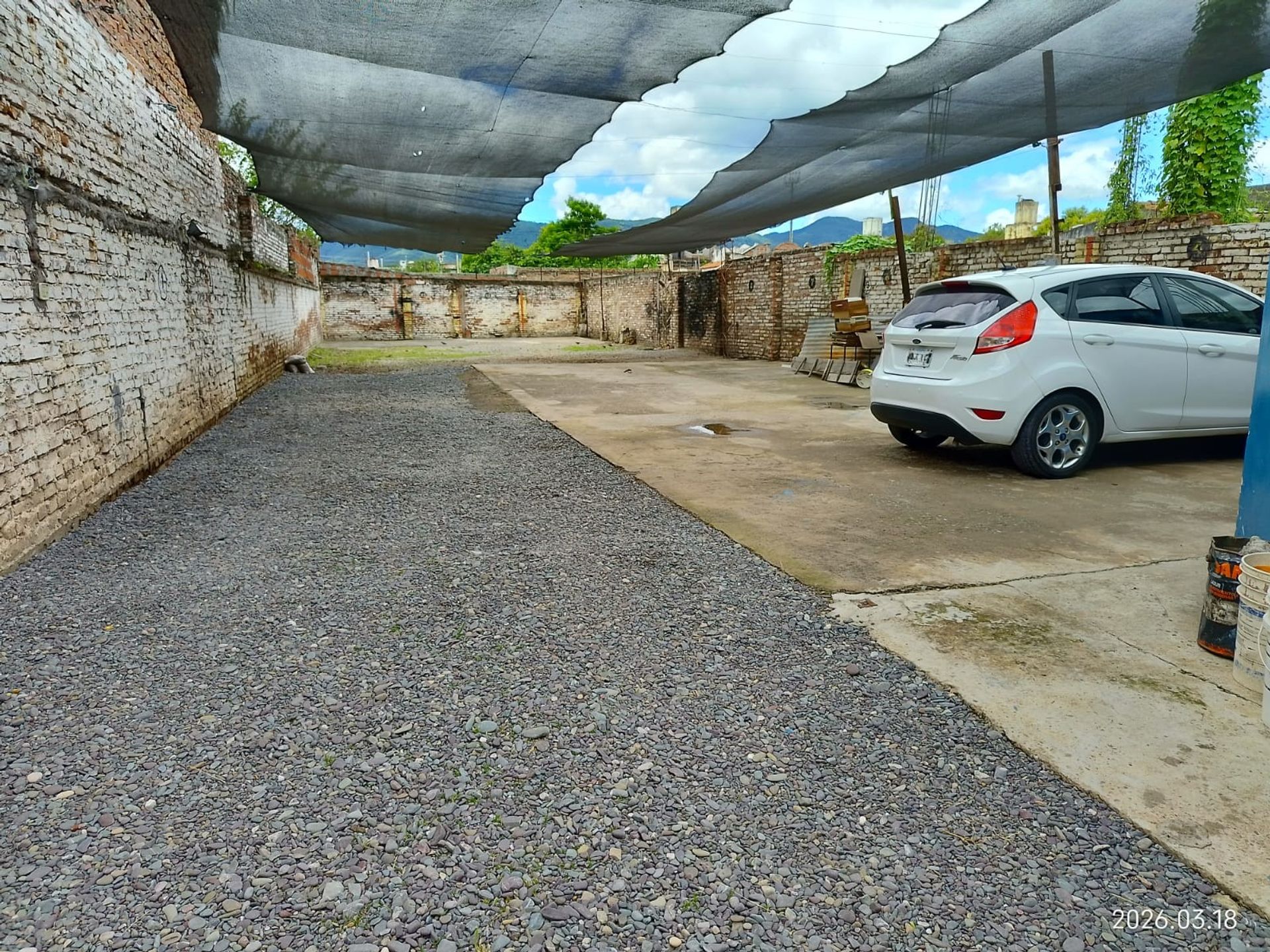 TERRENO CON LOCAL VENTA O PERMUTA MACROCENTRO - foto 4