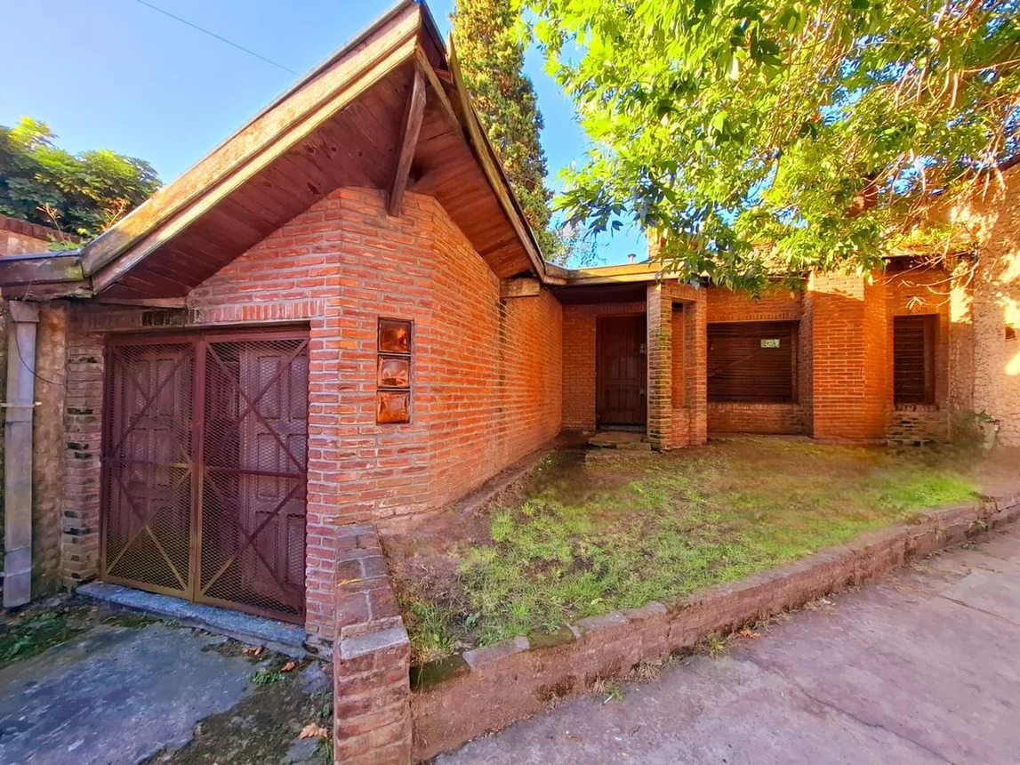 Casa en venta en Lomas de Zamora, Oliden 500
