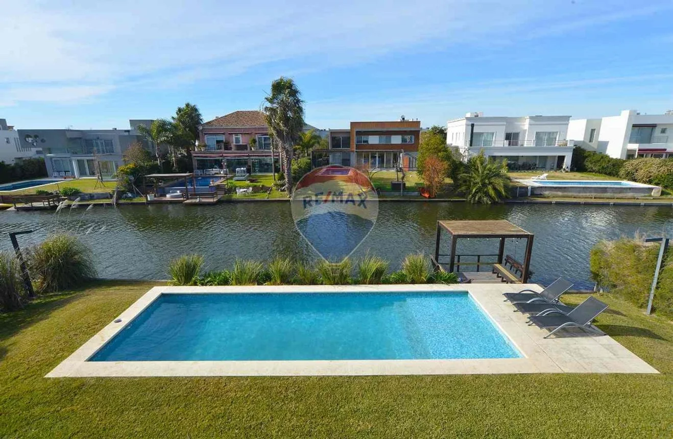 Casa en venta en Quilmes