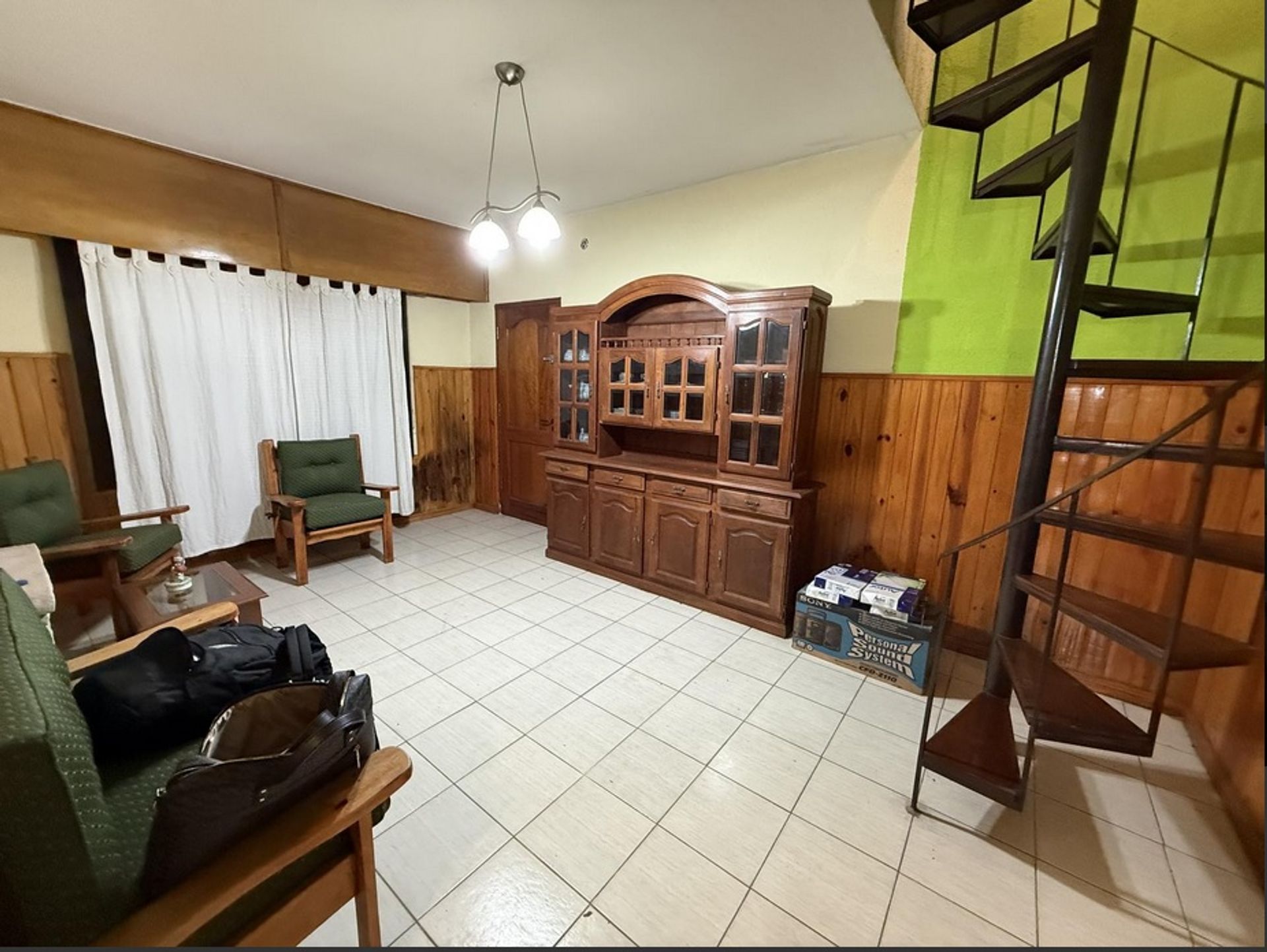 Foto 4 — CHALET 5 AMB. A  MTRS DE AV. LA PLATA , QUILMES