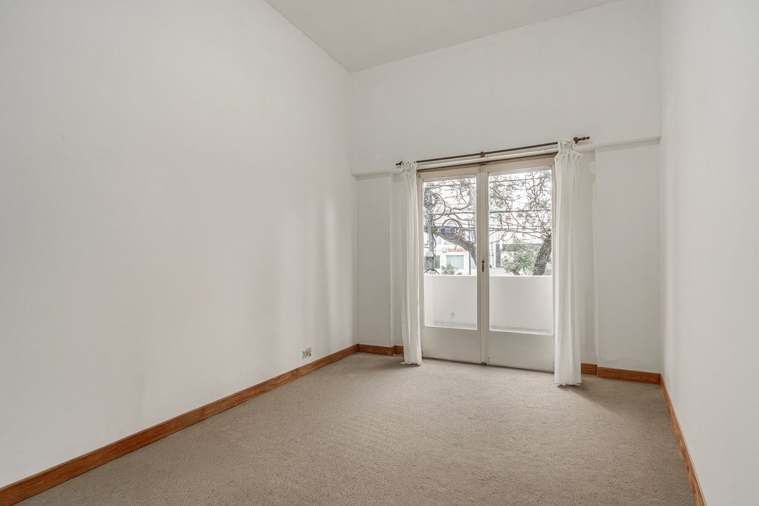 Venta Depto. 2 Amb + Escritorio con Balcón Nuñez