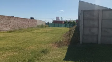 Terreno de 360 m² en barrio nuevo