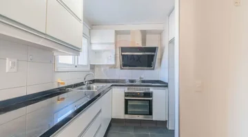 ALQUILER APTO 2 DOR 2 BAÑOS GARAJE PARRILLERO