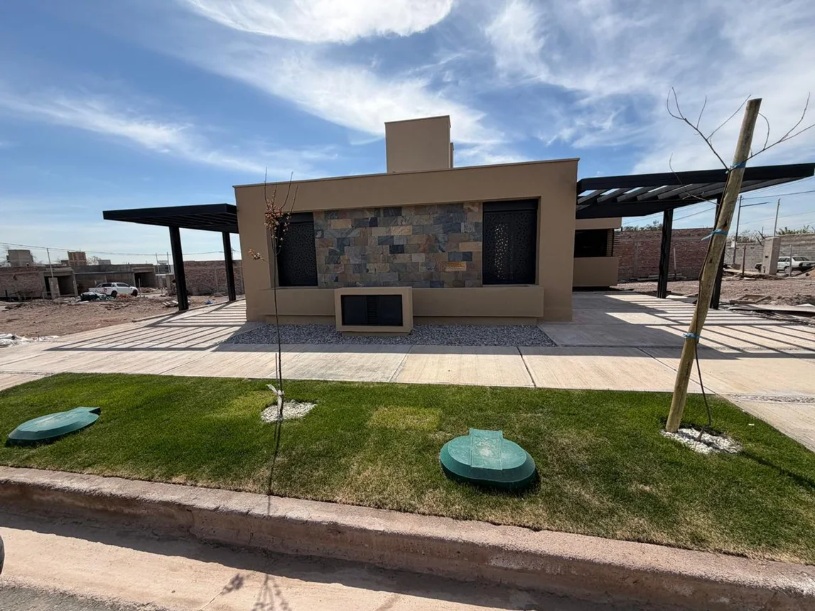 Casa en venta en Godoy Cruz