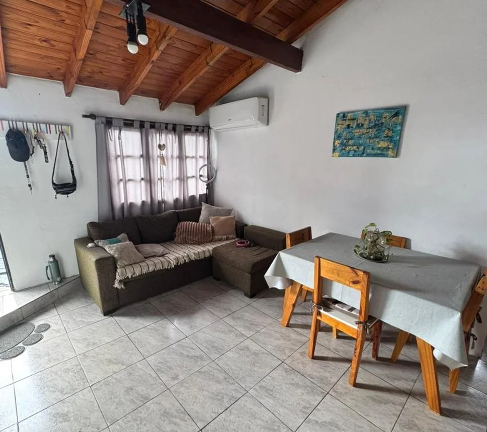 Casa de 7 ambientes en venta en El Talar, Avenida la Paloma 2000, foto 3