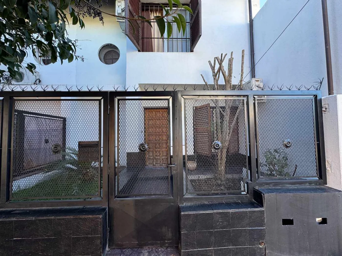 Venta depto PH 3 amb c/patio en general rodríguez, foto 3