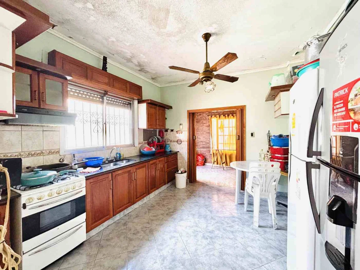 Casa de 4 ambientes en venta en Caseros, Gabriel Linares 4900, foto 3