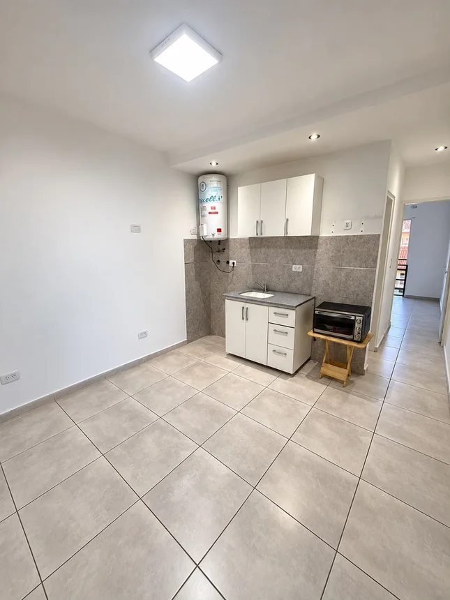 Monoambiente en venta en Lomas del Mirador, Irala 2400, foto 4