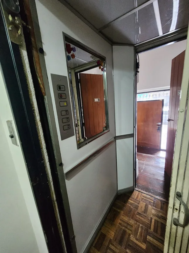 Casa de 5 ambientes en venta en Parque Chacabuco, Avenida Cobo 1400, foto 5