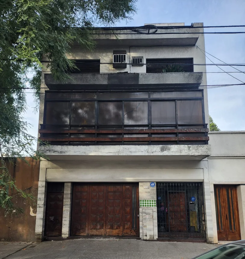 Casa de 5 ambientes en venta en Parque Chacabuco, Avenida Cobo 1400, foto 2