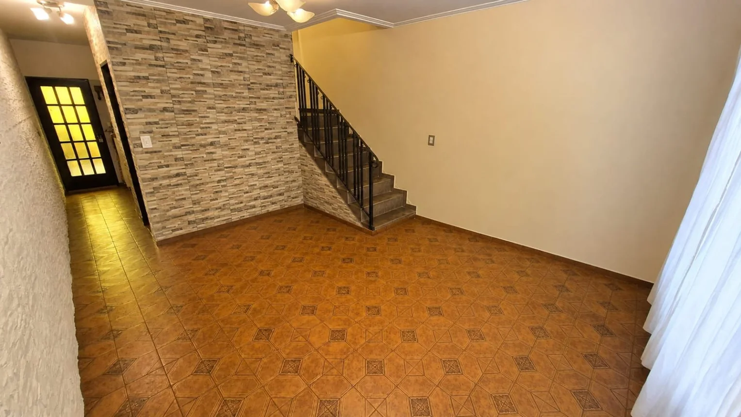 Casa dúplex en venta en Morón