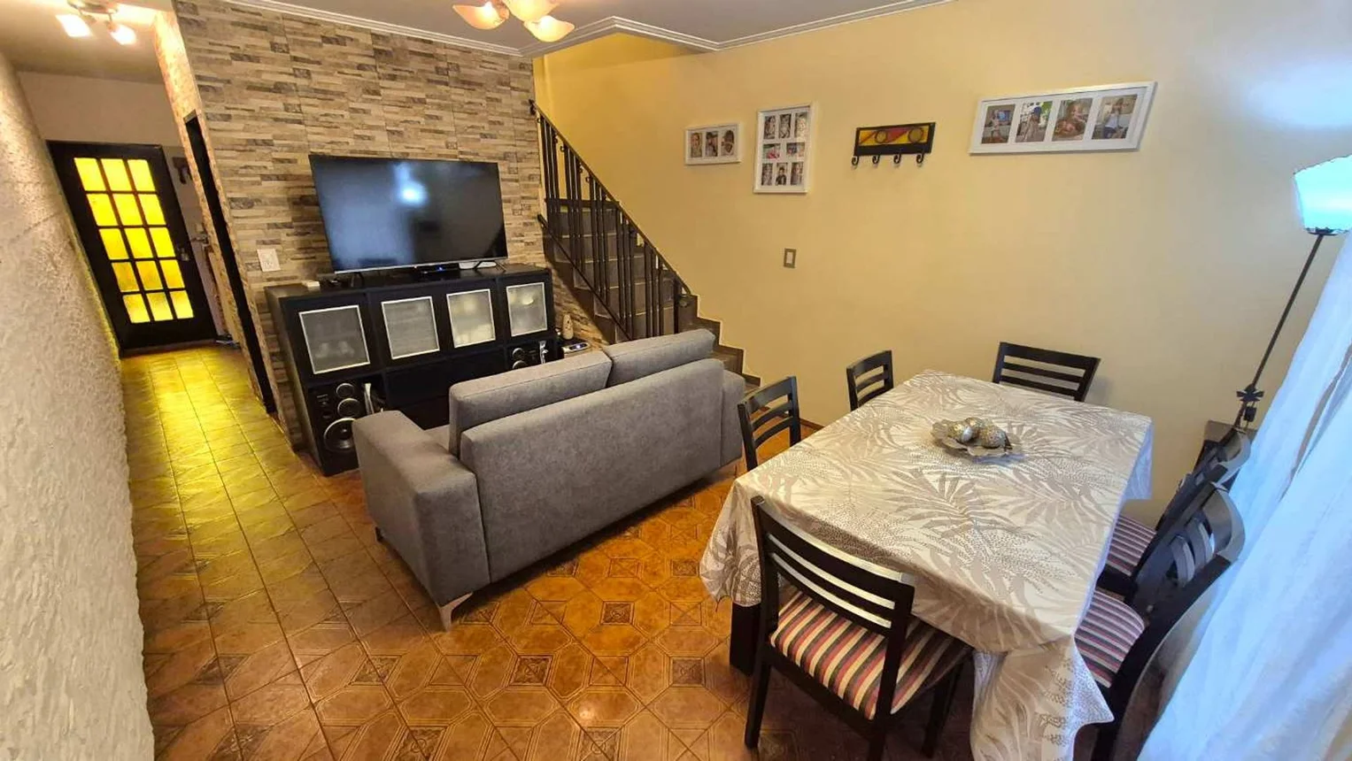 Casa dúplex en venta en Morón, foto 2